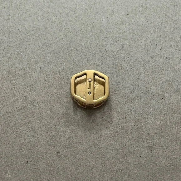 💎 KEEP Collective Round Charm - Picture 2 of 2